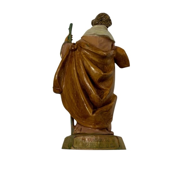 Fontanini by Roman Classic Holy Family Nativity Set, 90 Anniversary 5-Inch Each - Picture 9 of 13